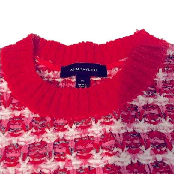 Ann Taylor Women’s Sweater - Picture 7 of 8